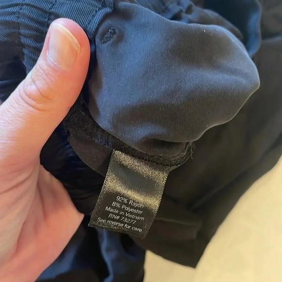 Simply Very Wang women’s black pull on high rise waist shorts XL super cute EUC - Picture 3 of 5